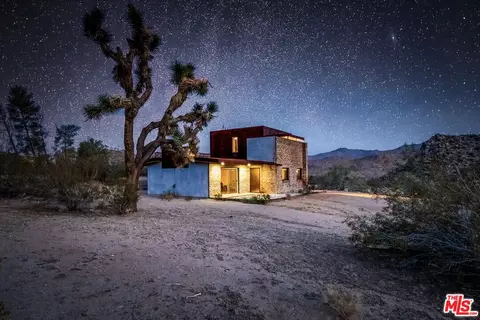 Exterior - 63131 Rocking Chair Rd, Joshua Tree, CA 92252 photo 9 of 17