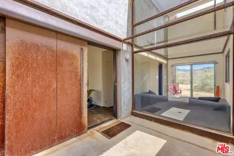 Exterior - 63131 Rocking Chair Rd, Joshua Tree, CA 92252 photo 10 of 17