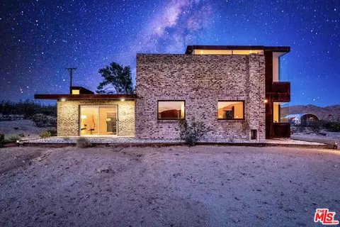 63131 Rocking Chair Rd, Joshua Tree, CA 92252
