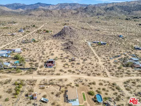 View/Area - 63131 Rocking Chair Rd, Joshua Tree, CA 92252 photo 5 of 5