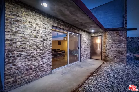 Exterior - 63131 Rocking Chair Rd, Joshua Tree, CA 92252 photo 16 of 17