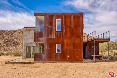 Exterior - 63131 Rocking Chair Rd, Joshua Tree, CA 92252 photo 12 of 17