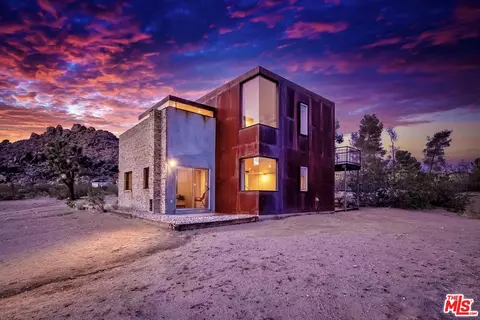 Exterior - 63131 Rocking Chair Rd, Joshua Tree, CA 92252 photo 7 of 17