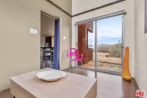 Living - 63131 Rocking Chair Rd, Joshua Tree, CA 92252 photo 4 of 4