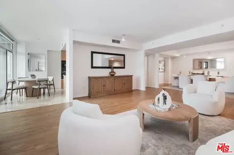 13600 Marina Pointe Dr #415, Marina Del Rey, CA 90292
