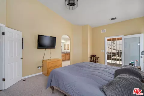 Bedroom - 9999 Del Sol Ave, Phelan, CA 92371 photo 3 of 4