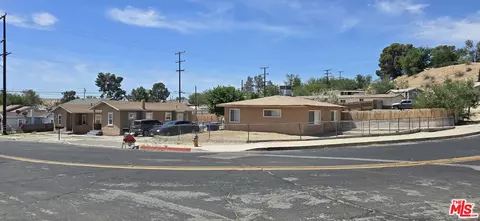 16745 Forrest Ave, Victorville, CA 92395