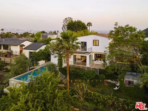2500 Carman Crest Dr, Los Angeles, CA 90068