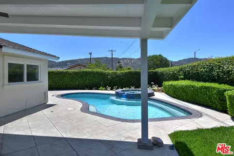 Exterior - 2107 Rockdale Ave, Simi Valley, CA 93063 photo 5 of 11