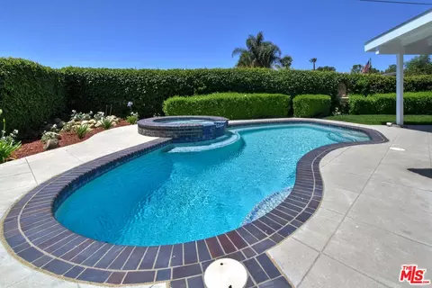 Exterior - 2107 Rockdale Ave, Simi Valley, CA 93063 photo 10 of 11