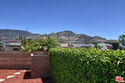 Exterior - 2107 Rockdale Ave, Simi Valley, CA 93063 photo 8 of 11