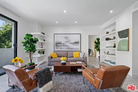 1140 Alta Loma Rd #201, West Hollywood, CA 90069