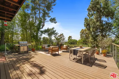 3974 San Rafael Ave, Los Angeles, CA 90065