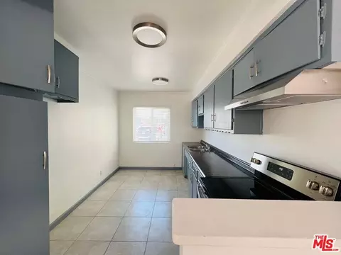 1775 Locust Ave, Long Beach, CA 90813 photo 3