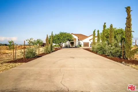 21361 Steward Rd, Madera, CA 93638 photo 2