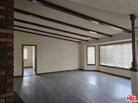 Living - 3385 State Hwy 138, Pinon Hills, CA 92372 photo 1 of 3