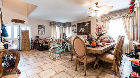 12590 Mango Ln, Riverside, CA 92503 photo 6