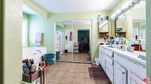 12590 Mango Ln, Riverside, CA 92503 photo 27