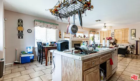 12590 Mango Ln, Riverside, CA 92503 photo 13