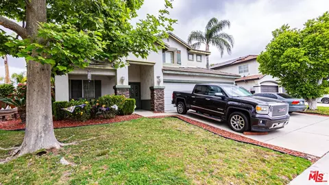 12590 Mango Ln, Riverside, CA 92503 photo 2