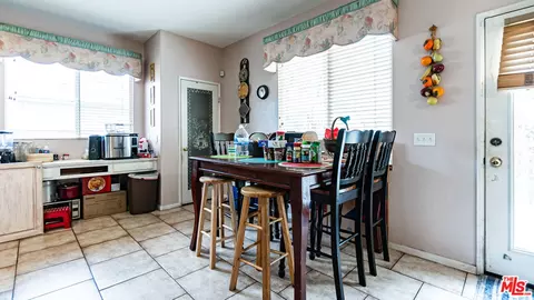 12590 Mango Ln, Riverside, CA 92503 photo 11
