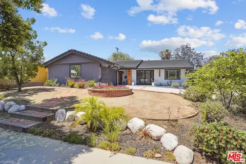 16901 Kinzie St, Northridge, CA 91343