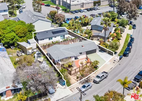326 Hamilton St, Costa Mesa, CA 92627
