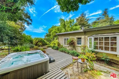 13438 Java Dr, Beverly Hills, CA 90210 photo 35
