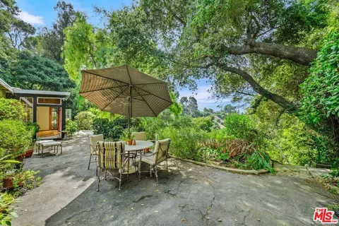 13438 Java Dr, Beverly Hills, CA 90210 photo 6