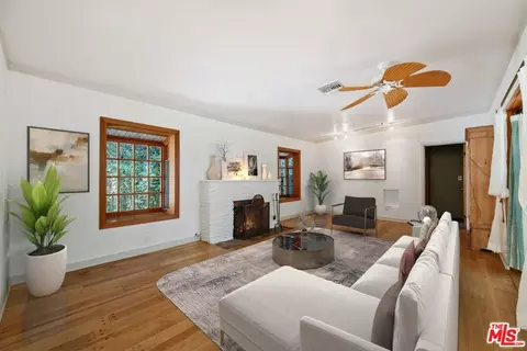 13438 Java Dr, Beverly Hills, CA 90210 photo 9