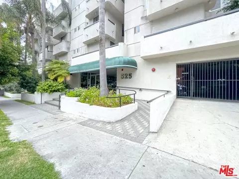525 S Berendo St #204, Los Angeles, CA 90020