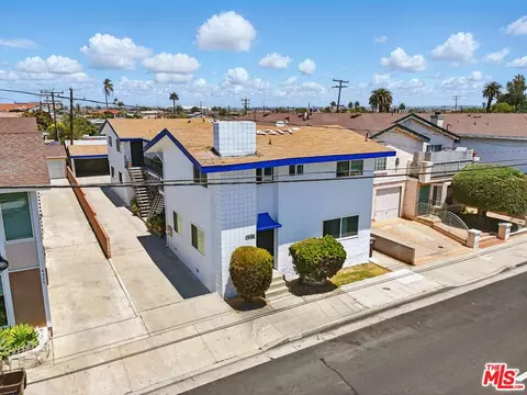 4317 W 120th St, Hawthorne, CA 90250