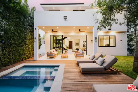 345 N Vista St, Los Angeles, CA 90036