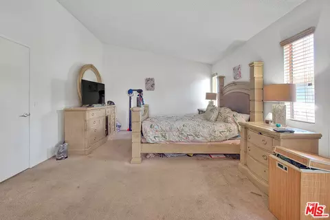 616 W Almond St, Compton, CA 90220 photo 37