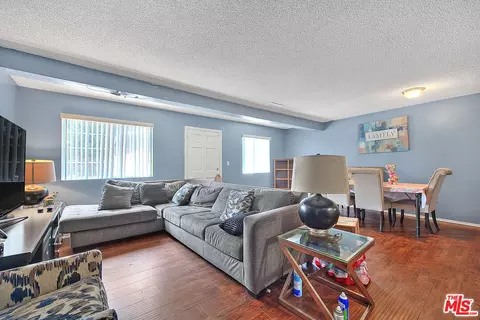 616 W Almond St, Compton, CA 90220 photo 6
