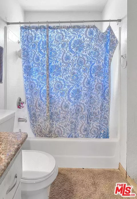 616 W Almond St, Compton, CA 90220 photo 22