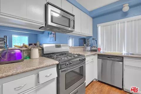 616 W Almond St, Compton, CA 90220 photo 15