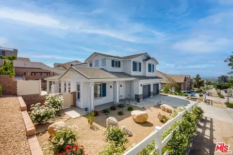 7531 Aplin St, Highland, CA 92346 photo 2