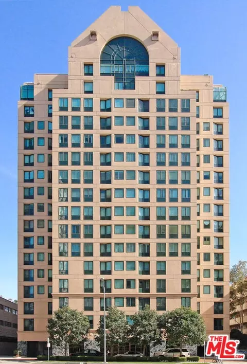 10520 Wilshire Blvd #1208, Los Angeles, CA 90024