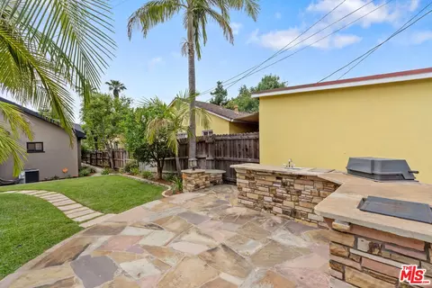 1865 E Villa St, Pasadena, CA 91107 photo 32