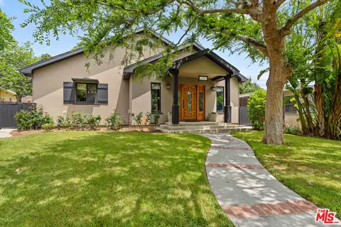 1865 E Villa St, Pasadena, CA 91107