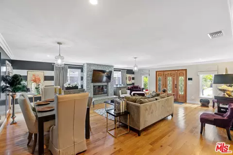 1865 E Villa St, Pasadena, CA 91107 photo 6