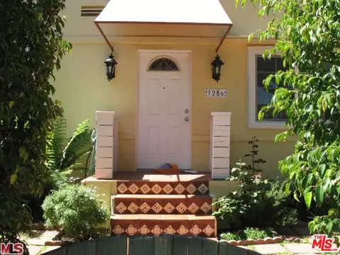 1256 Chelsea Ave, Santa Monica, CA 90404