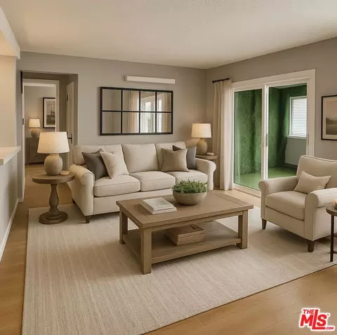 315 N Hillcrest Blvd #11, Inglewood, CA 90301
