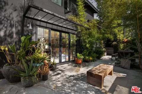 823 Oxford Ave, Marina Del Rey, CA 90292
