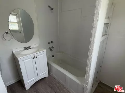 1145 E 10th St, Long Beach, CA 90813 photo 13