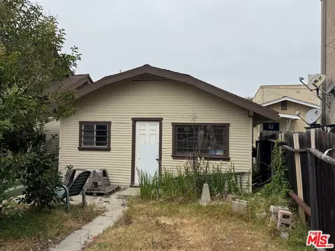 1145 E 10th St, Long Beach, CA 90813 photo 3