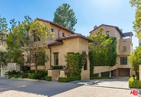 10210 Century Woods Dr, Los Angeles, CA 90067