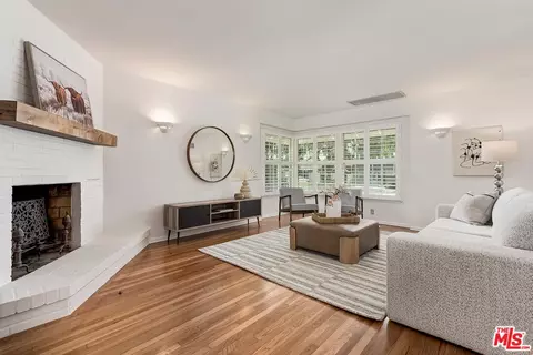 11205 Huntley Pl, Culver City, CA 90230 photo 2