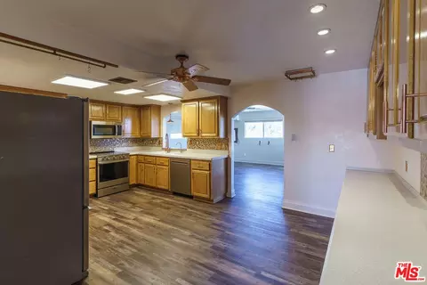 7545 Pinon Dr, Yucca Valley, CA 92284 photo 4